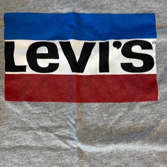 Levi’s T - Boys - Picture 1 of 3